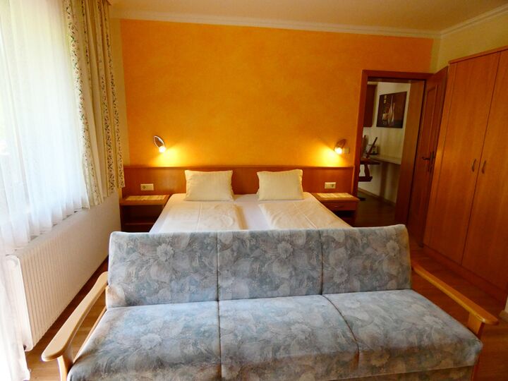 Apartment Planai, cozy double room at Oberfuchs