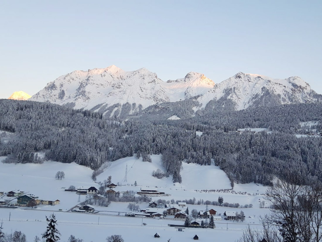 View from the Oberfuchs in Schladming to the Dachstein massif